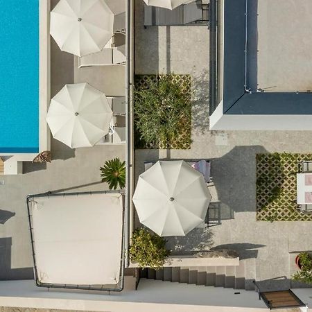 Holiday Home Lolina,Sea On A Palm! Heated Pool Trogir Exterior photo